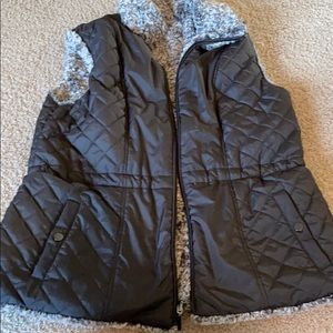 BOGO All items | Revisable faux fur vest